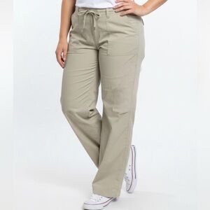 The North Face - Tan Cargo Pants w/Straight Leg - 0429 size 14 x 31-Scrub Pants